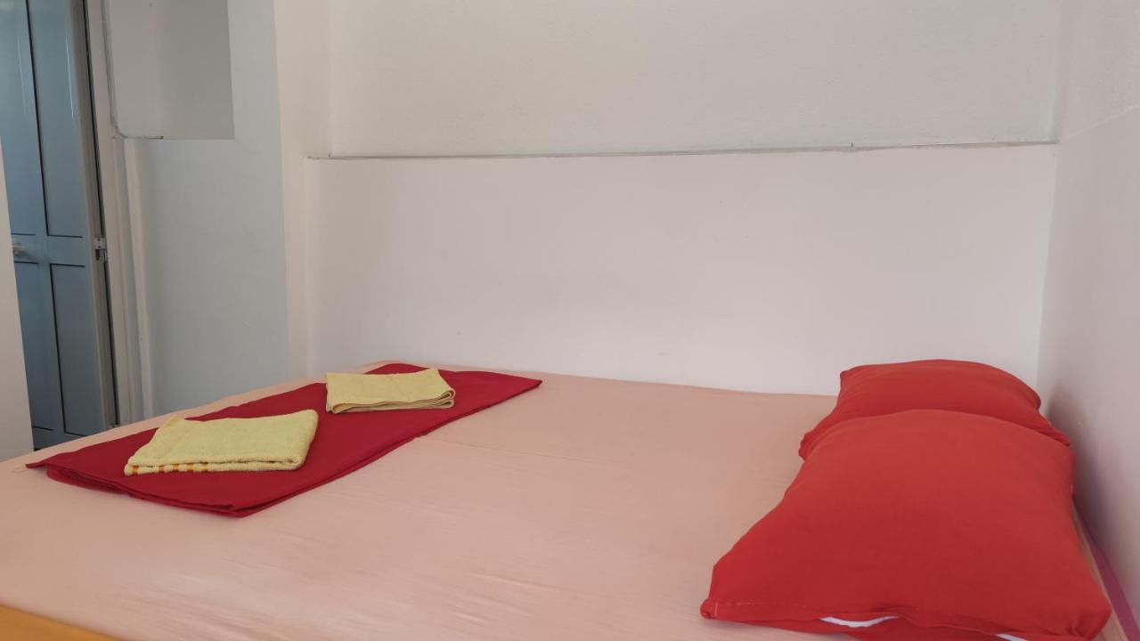 ウルツィニGuest'S House "Lindi&Roni"アパートメント エクステリア 写真